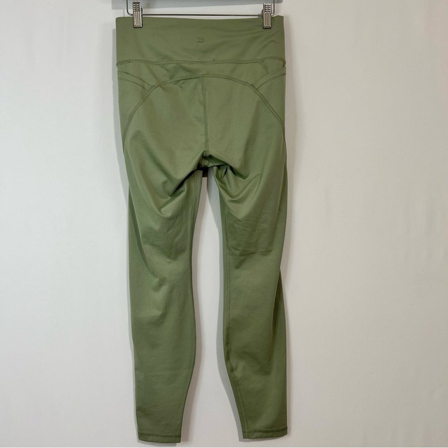 All in Motion Women’s Athletic Leggings Pockets Pale Green Size Medium EUC