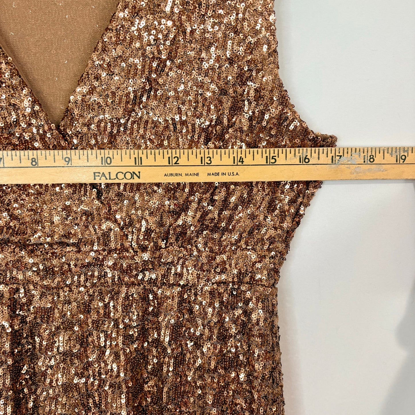PinkBlush Women’s Sequin Maternity V Neck Sleeveless Evening Gown Gold Med EUC