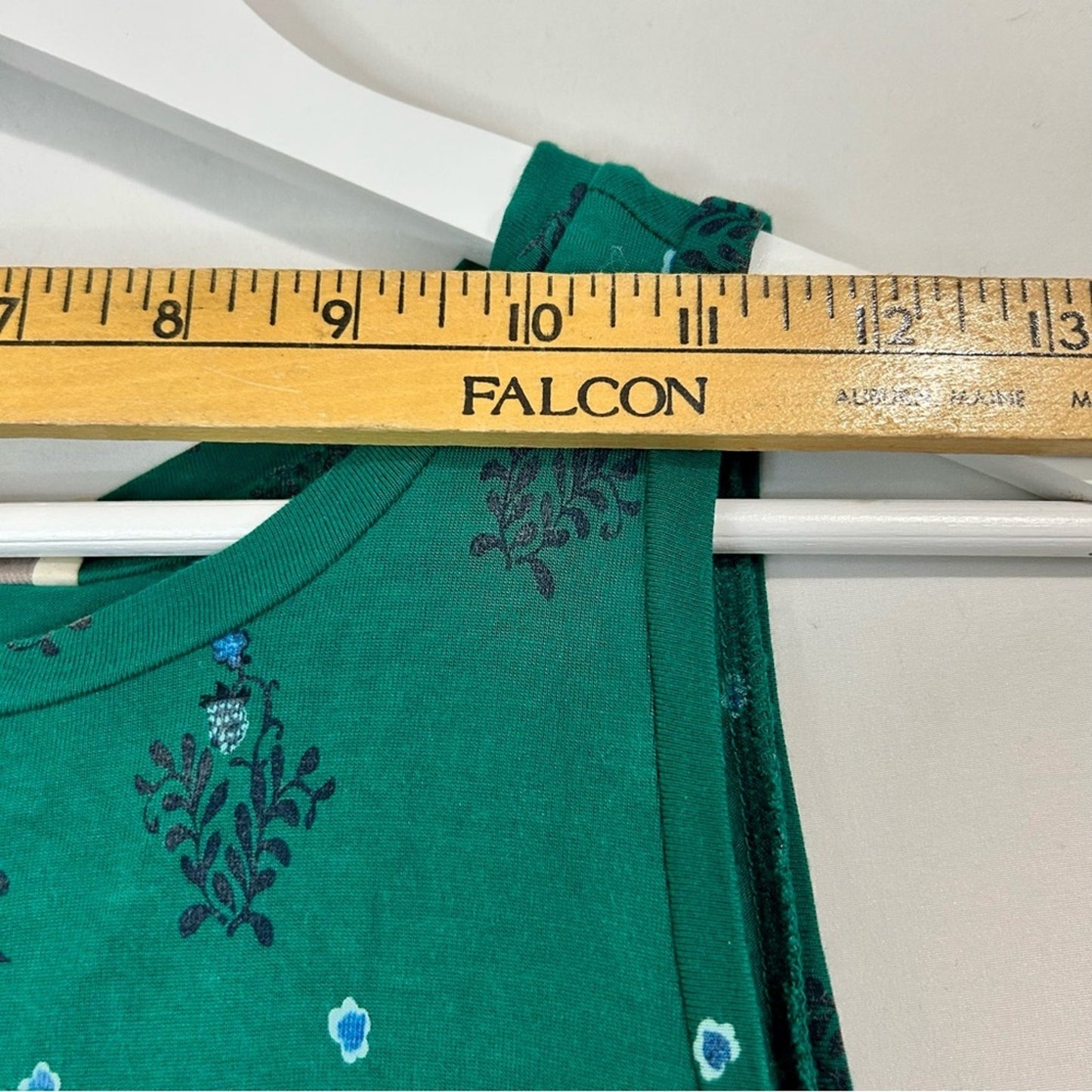 Ann Taylor Loft Women’s Sleeveless Print Knit Front Pleated Back Tank Green XS