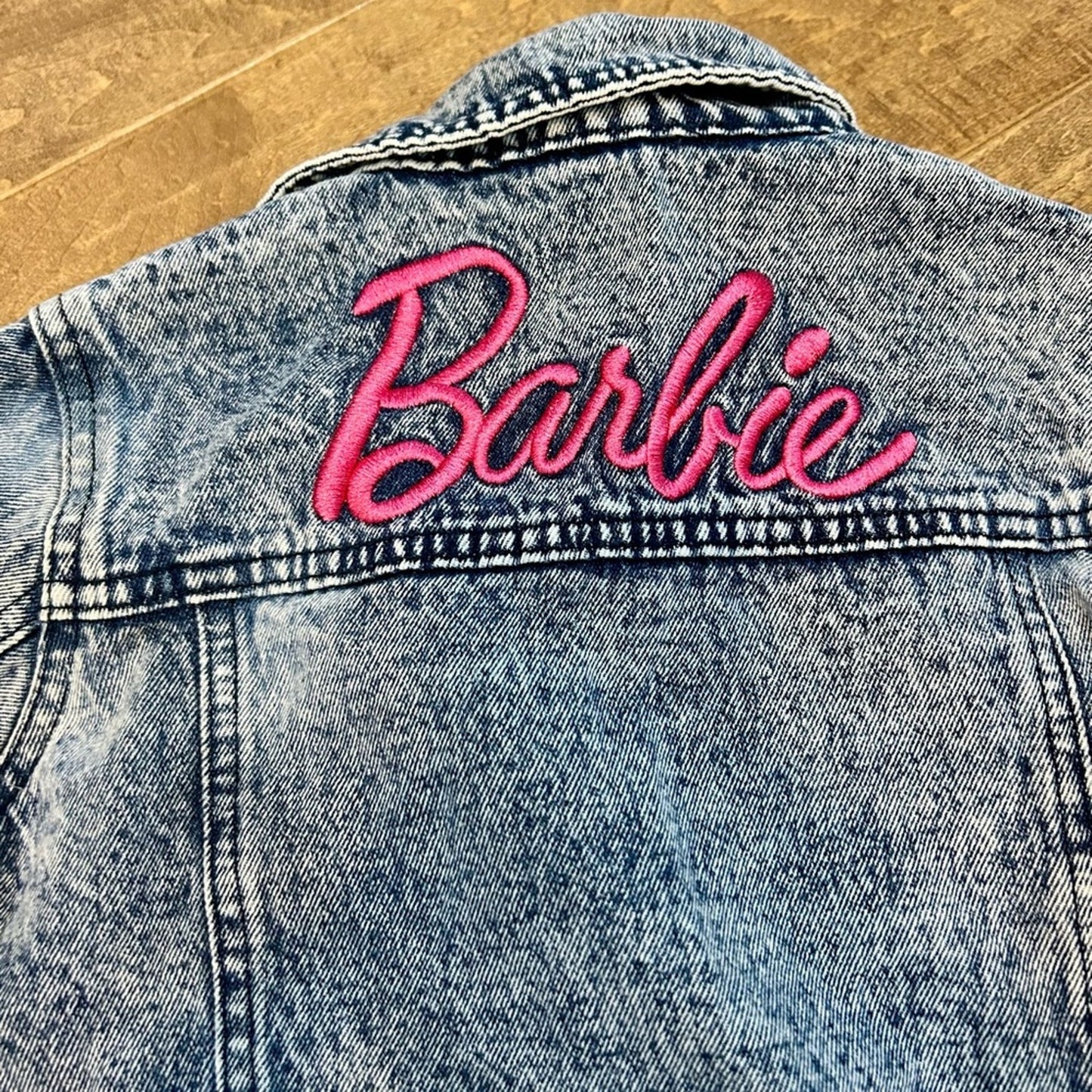 Barbie Mattel Girls Embroidered Logo Denim Jacket Blue Size Small EUC Jean Cute