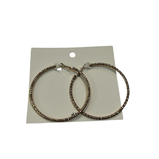 H&M Women’s Gold Textured Large Hoop Earrings NWT Classic Cute Girly Trendy
