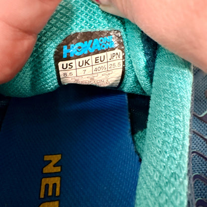HOKA ONE ONE Women’s Clifton 4 Running Shoes Blue Coral Size 8.5 Road Sneakers EUC