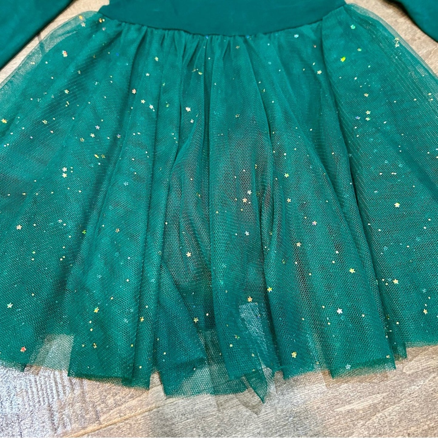 Ele Story Girls Mistletoe Ballerina Dress Green Size 12-18 M EUC Stars Tulle