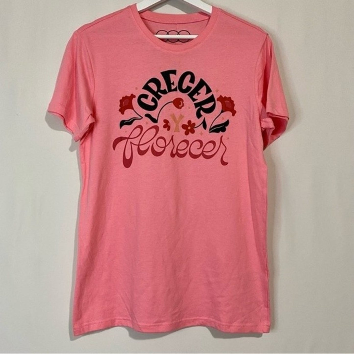 JZD Target Women’s Crecer Y Florecer Short Sleeve Graphic Tee Pink NWT