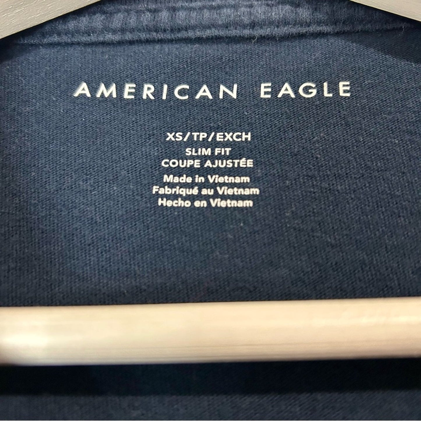 American Eagle Men's Slim Fit Short Sleeve T-Shirt Navy Blue Size XS EUC