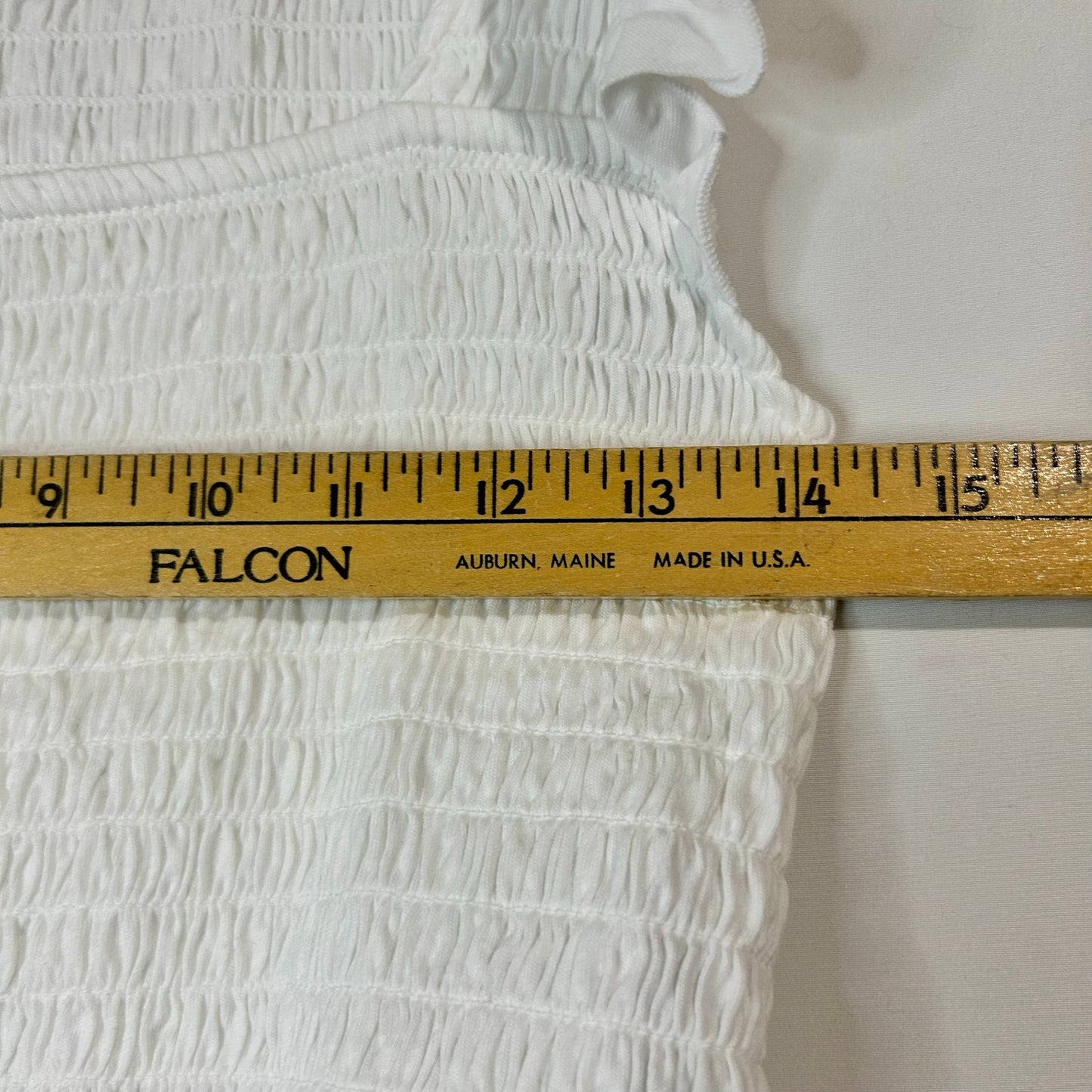 Old Navy Women’s Smocked Flutter Sleeve Top White Size Small NWT Cotton Girly