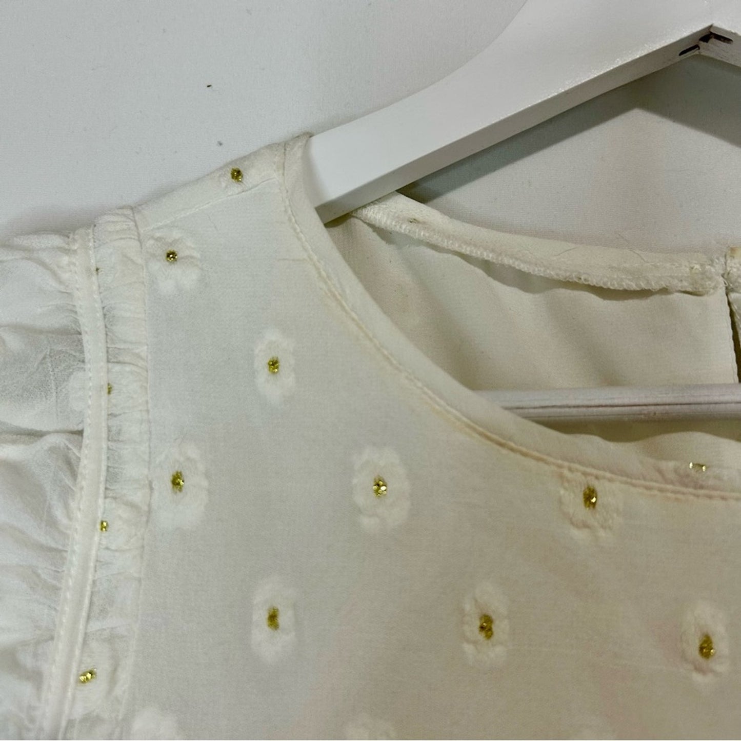 Loft Women’s Textured Layered Ruffle Sleeve Floral Blouse White Gold M P Girly