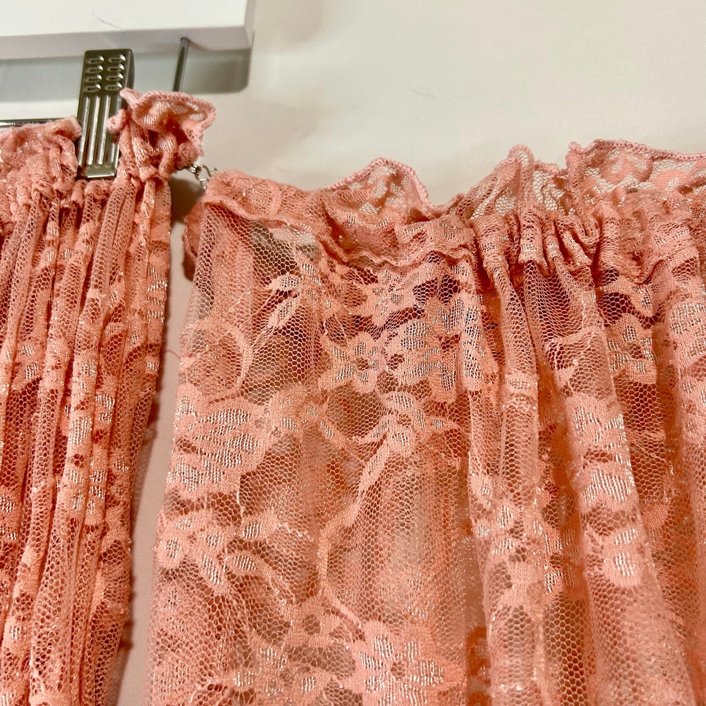 Women’s Maternity Off Shoulder Long Sleeve Maxi Dress Coral Pink EUC Open Belly Boho Photoshoot