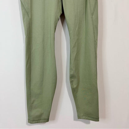 All in Motion Women’s Athletic Leggings Pockets Pale Green Size Medium EUC