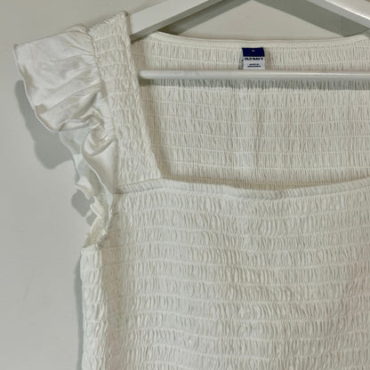 Old Navy Women’s Smocked Flutter Sleeve Top White Size Small NWT Cotton Girly