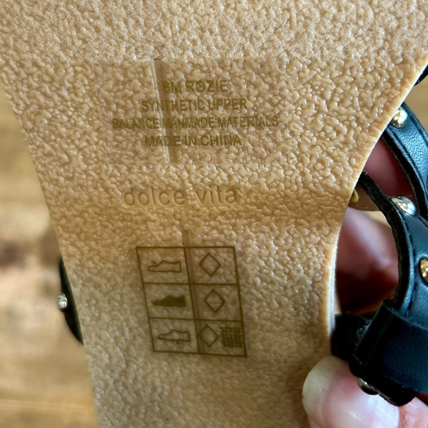 Dolce Vita Women’s Rozie Strappy Studded Sandals Black Size 8 EUC Gladiator