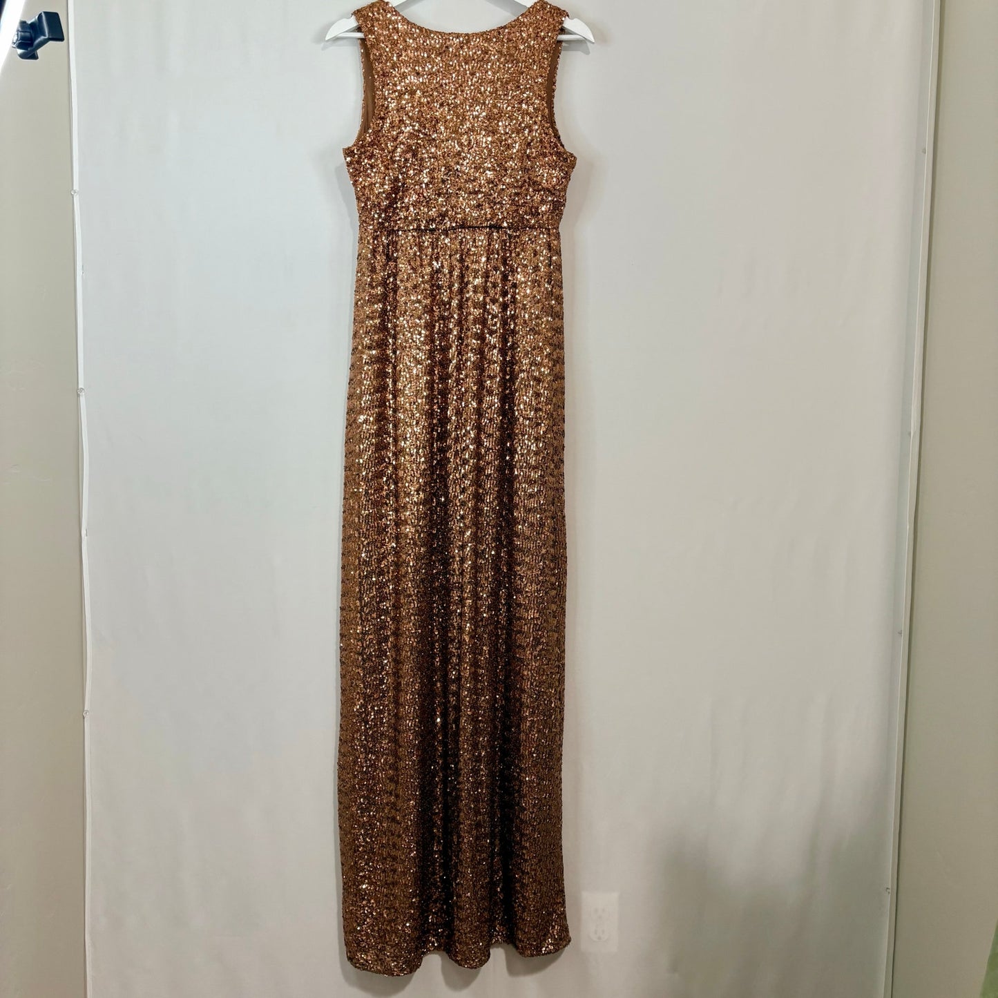PinkBlush Women’s Sequin Maternity V Neck Sleeveless Evening Gown Gold Med EUC