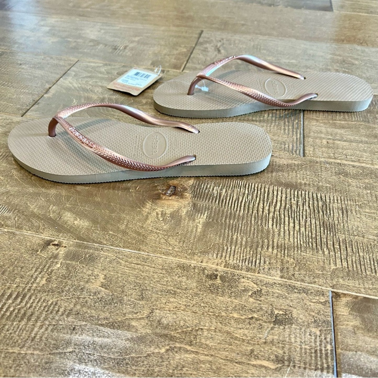 Havaianas Women’s Metallic Slim Summer Bliss Flip Flops Rose Gold Size 11 / 12