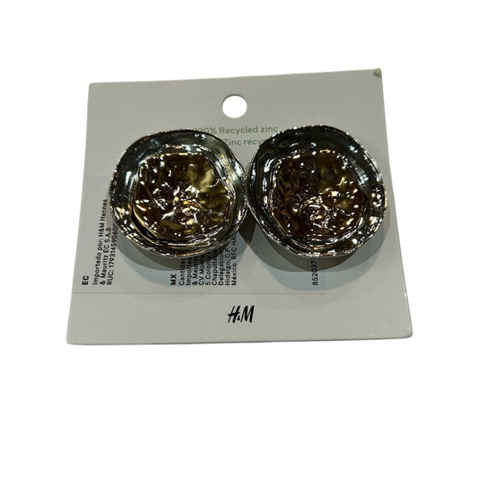 H&M Women’s Gold & Silver Hammered Layered Recycled Zinc NWT Cute Girly Stylish