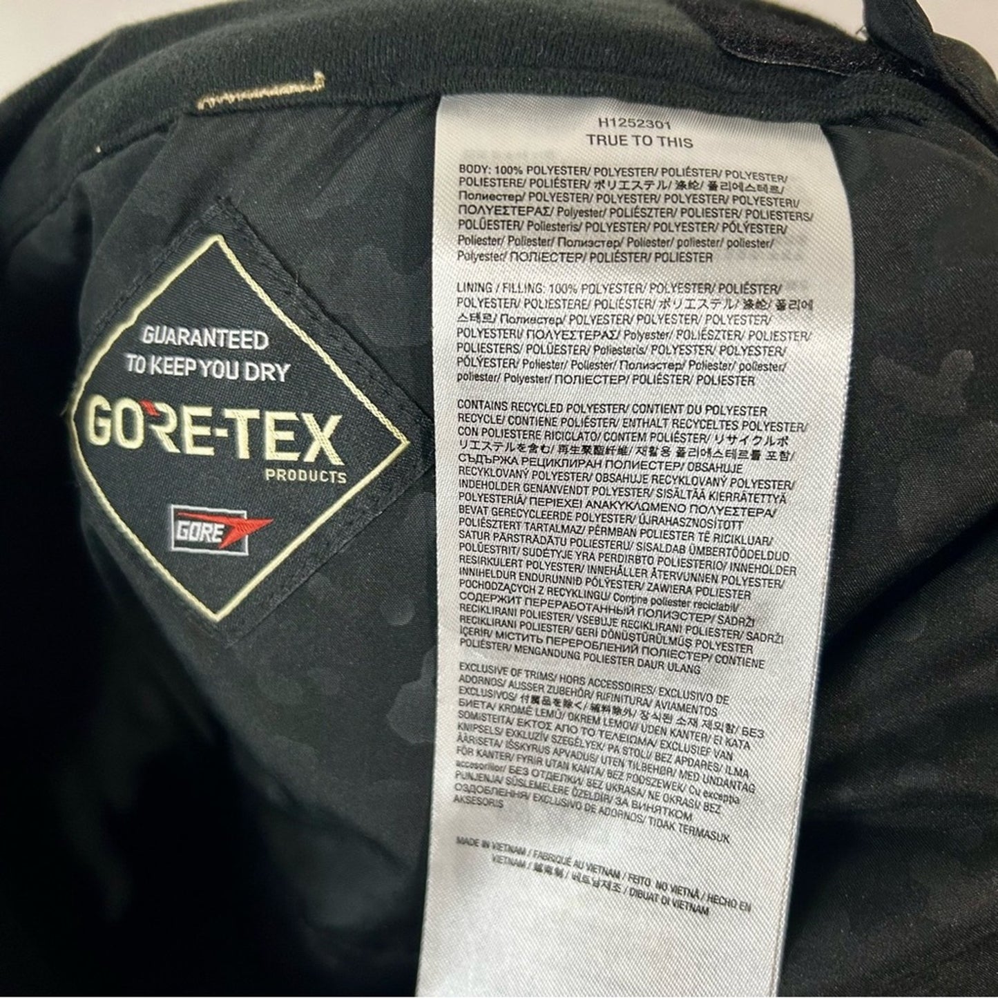 Volcom Women’s Knox Insulated Gore-Tex Snowboard Pants Sand Tan Size Large NWT