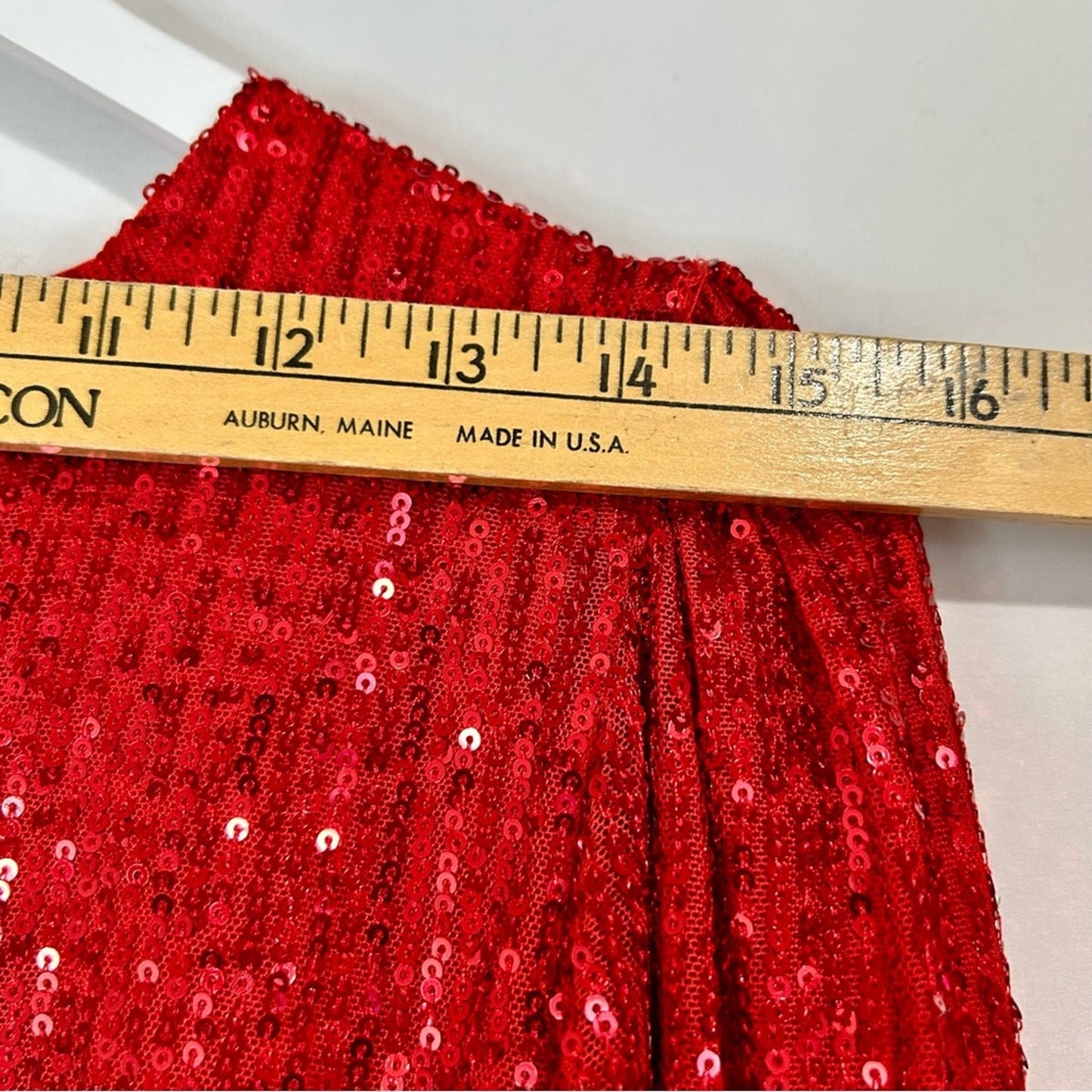 Ivy City Co Women’s Sequin Holiday Midi Dress Red Size Medium NWT Girly Party